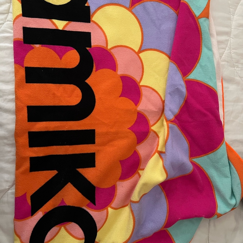Amika Tote Bag with Pink and Orange Accents - Picture 5 of 8